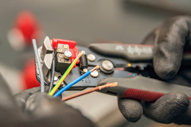 Best Circuit Breaker Repair  in Smithville, OH